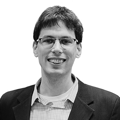 Łukasz Czerwiński is a Software Architect